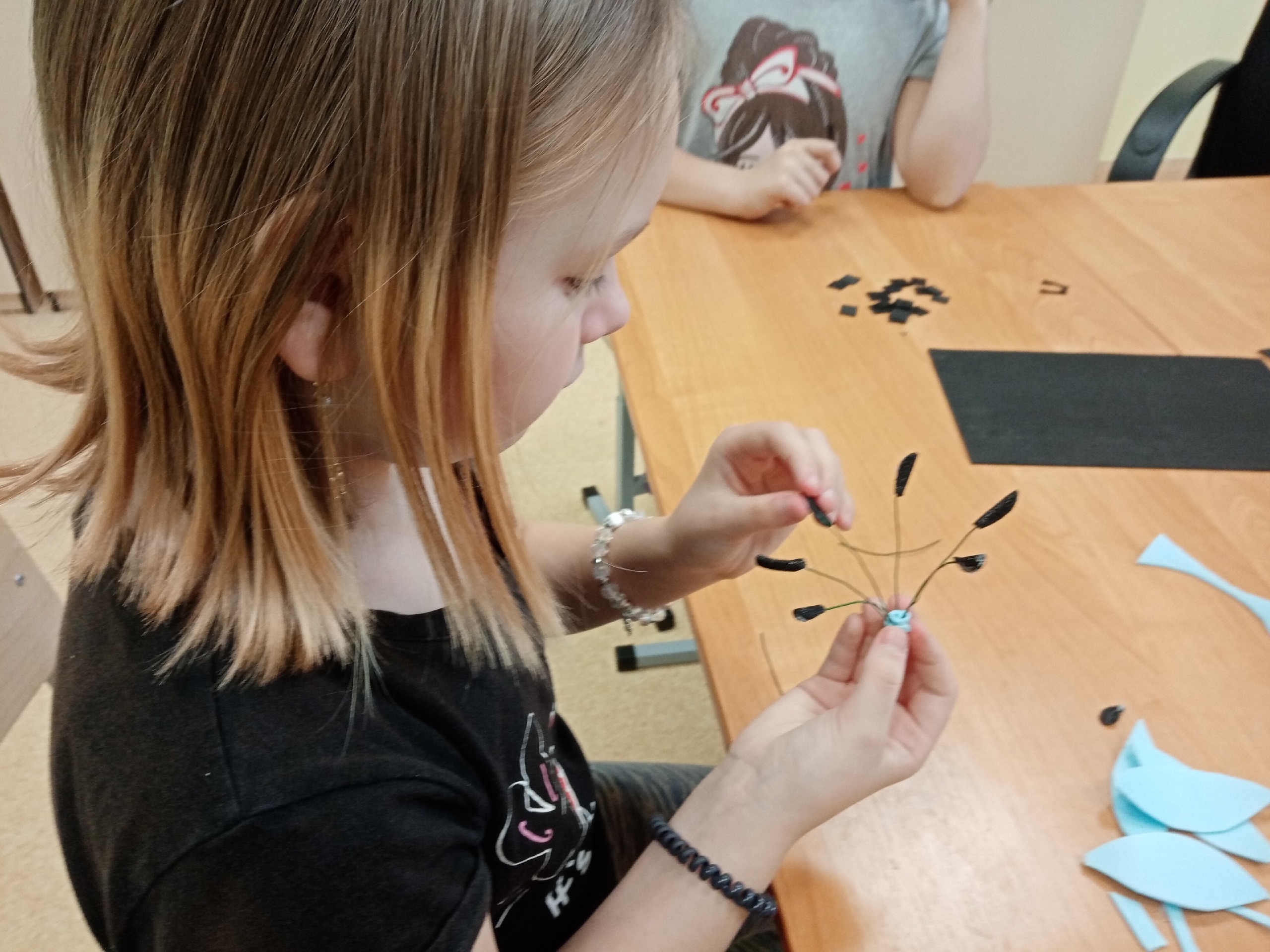 Методы работы на занятии умелые руки. Умелые руки новомосковск. Школьный кружок умелые руки. Умелые руки новомосковск. Умелые руки новомосковск.