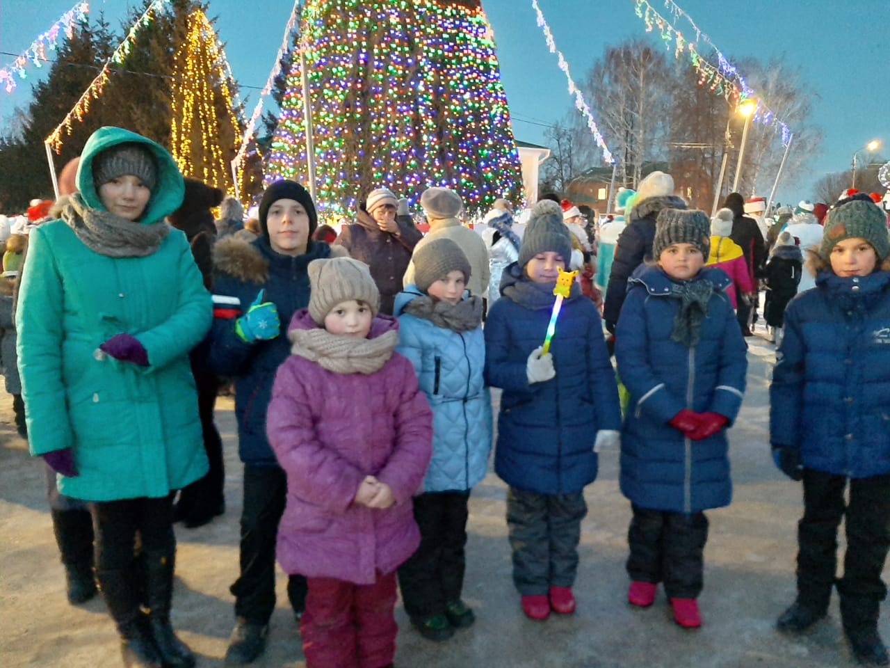 Включи Новогодние Елки Включи Новогодние Елки